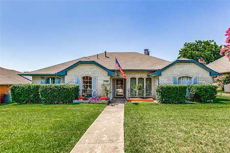 1944 Kentwood Lane Carrollton, TX 75007