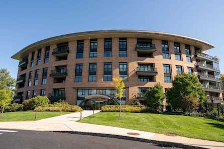 2400 Beacon St #213 Boston, MA 02467