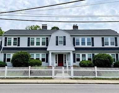15 Walnut Street #4 Framingham, MA 01702