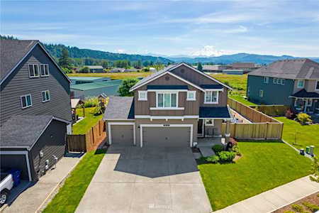 814 Sigafoos Ave NW Orting, WA 98360