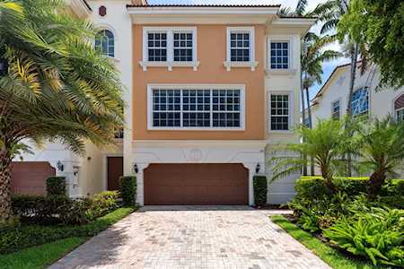 648 NE Francesca Lane Boca Raton, FL 33487