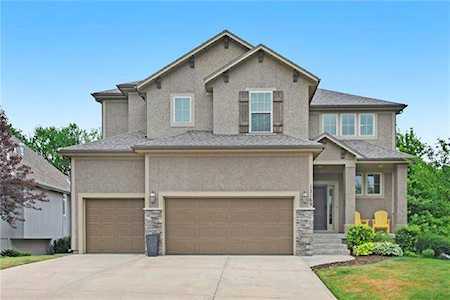 12169 S Valley Rd Olathe, KS 66061
