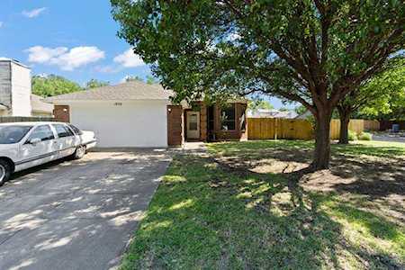 1753 Independence Road Blue Mound, TX 76131