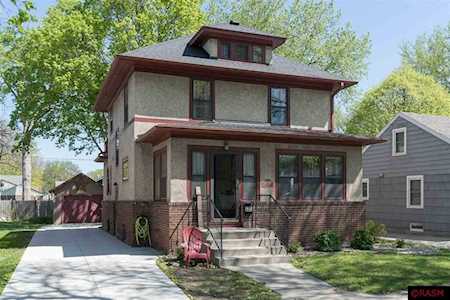 636 Park Ave North Mankato, MN 56003