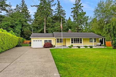 10902 Evergreen Terrace SW Lakewood, WA 98498