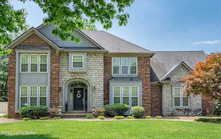 8918 Willow Springs Dr Louisville, KY 40242