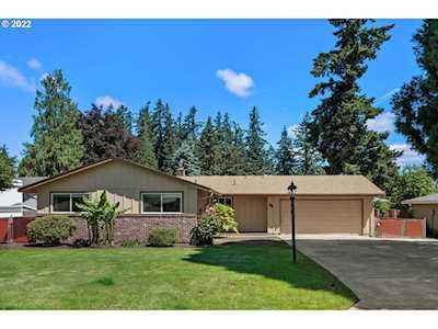 7633 SE Cypress Ave Milwaukie, OR 97267