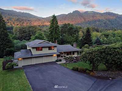 1650 Brookside Dr SE Issaquah, WA 98027