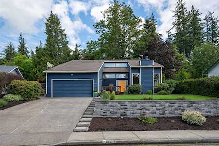 3010 Crestline Dr Bellingham, WA 98226