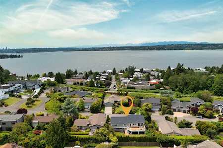 6206 104th Ave NE Kirkland, WA 98033