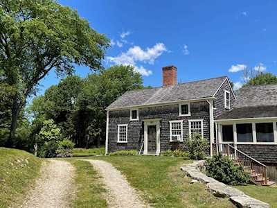 1190 Russells Mills Rd Dartmouth, MA 02748