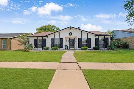 5548 N Colony Boulevard The Colony, TX 75056