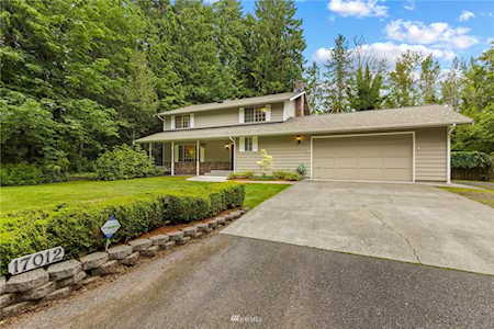 17012 39th Street Ct E Lake Tapps, WA 98391