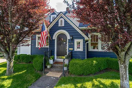 679 SE Adams Ave Chehalis, WA 98532
