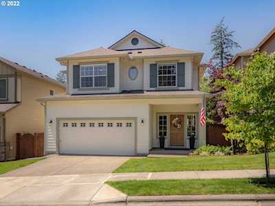 17135 SW 132nd Ter King City, OR 97224