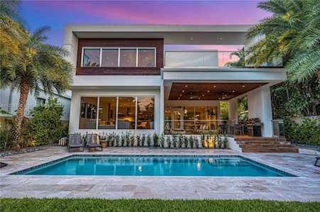 867 NE 76th St Miami, FL 33138