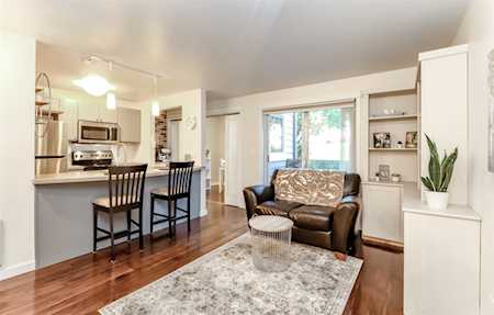 6700 NE 182nd St #A103 Kenmore, WA 98028