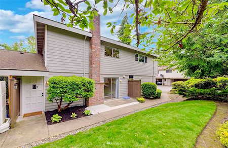 504 214th St SW #23B Bothell, WA 98021
