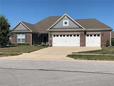 4201 Saddle Club Parkway Bargersville, IN 46106