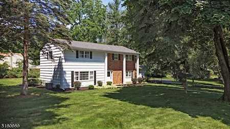 10 Arrowhead Dr Washington Twp., NJ 07853