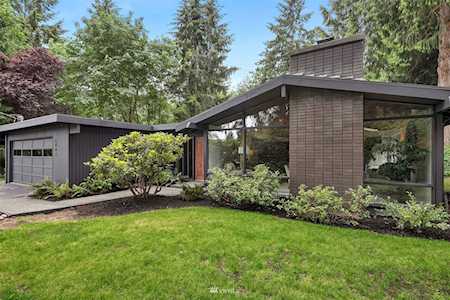 3449 164th Place SE Bellevue, WA 98008