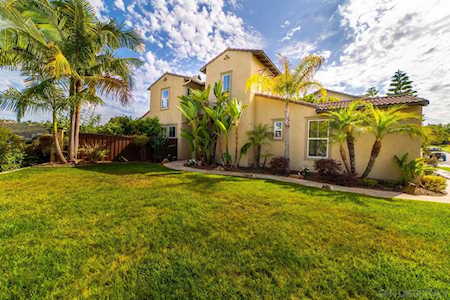 2759 Palmetto Dr Carlsbad, CA 92009