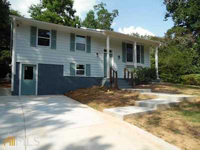 710 S Forest Lake Drive Macon, GA 31210
