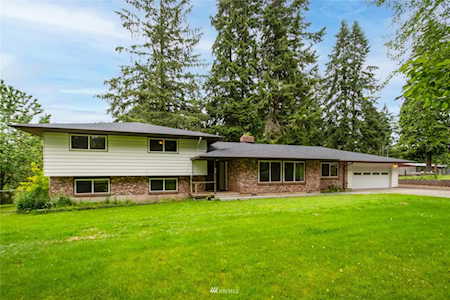 807 Si Town Rd Castle Rock, WA 98611