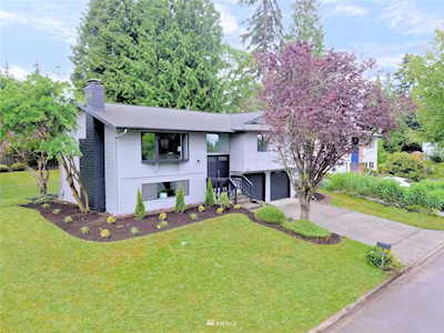 7415 125th Place SE Newcastle, WA 98056