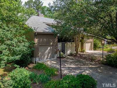 12 Ellsworth Court Chapel Hill, NC 27517