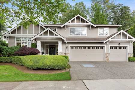 258 249th Place NE Sammamish, WA 98074