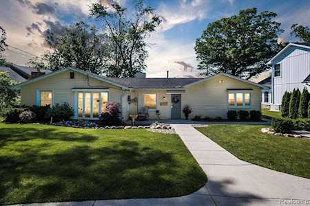 8986 Rushside Dr Hamburg Twp, MI 48169