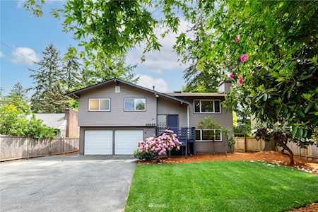 18522 Ashworth Ave N Shoreline, WA 98133