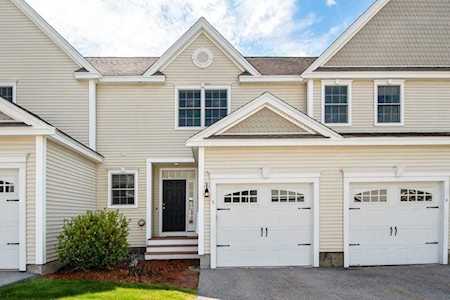 5 Autumn Ln #5 Northborough, MA 01532