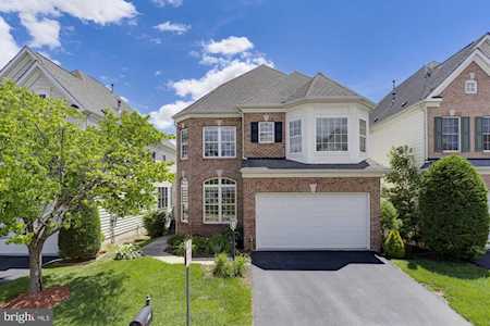 5635 Kertscher Terrace Centreville, VA 20120