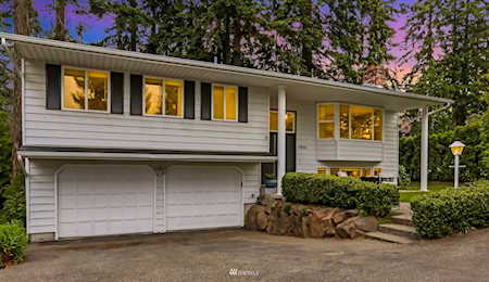 19915 2nd Ave NW Shoreline, WA 98177