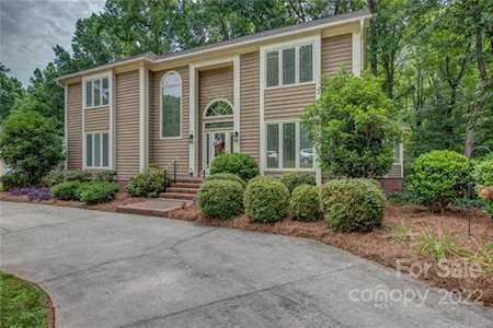 5060 Kentwood Dr Gastonia, NC 28056