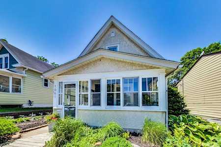 1061 Colne Street Saint Paul, MN 55103