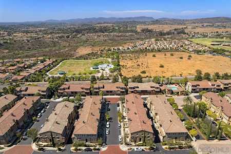 13325 Via Tresca #4 San Diego, CA 92129