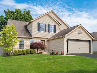 1074 Crossbrook Boulevard Galloway, OH 43119