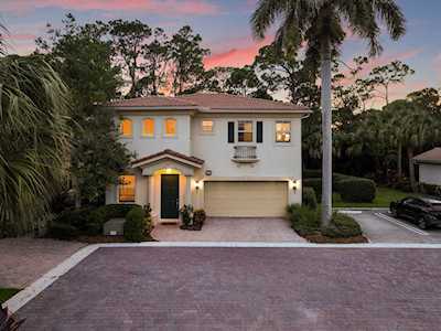 515 Tomahawk Court Palm Beach Gardens, FL 33410
