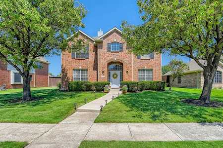 3853 Gillespie Drive Carrollton, TX 75010