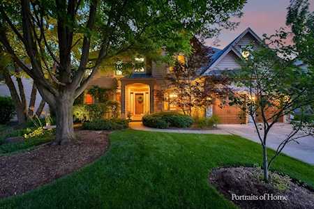 474 Saratoga Dr Aurora, IL 60502