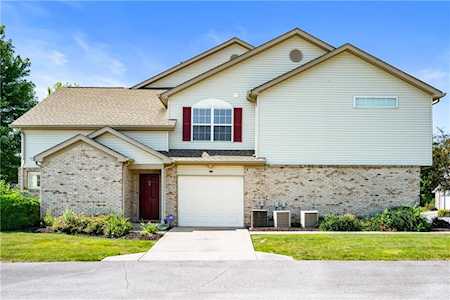 1127 Fernwood Way Plainfield, IN 46168