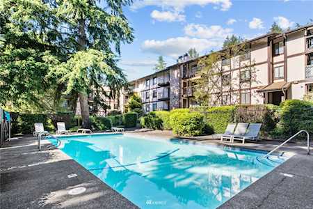4501 Grandview Dr W #T102 University Place, WA 98466
