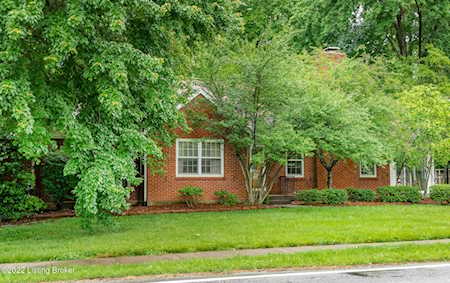 503 Chenoweth Ln Louisville, KY 40207