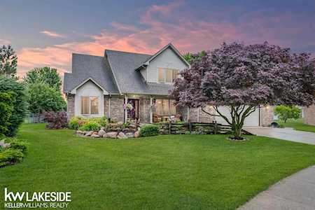 50786 N Hampton Macomb, MI 48044