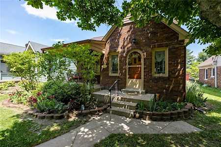 917 N Lesley Ave Indianapolis, IN 46219