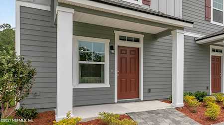 8244 Watercourse Way Jacksonville, FL 32211