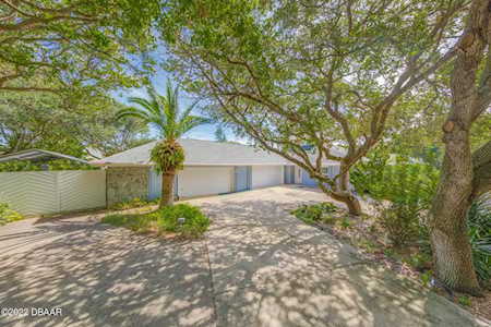 70 Calumet Avenue Ponce Inlet, FL 32127